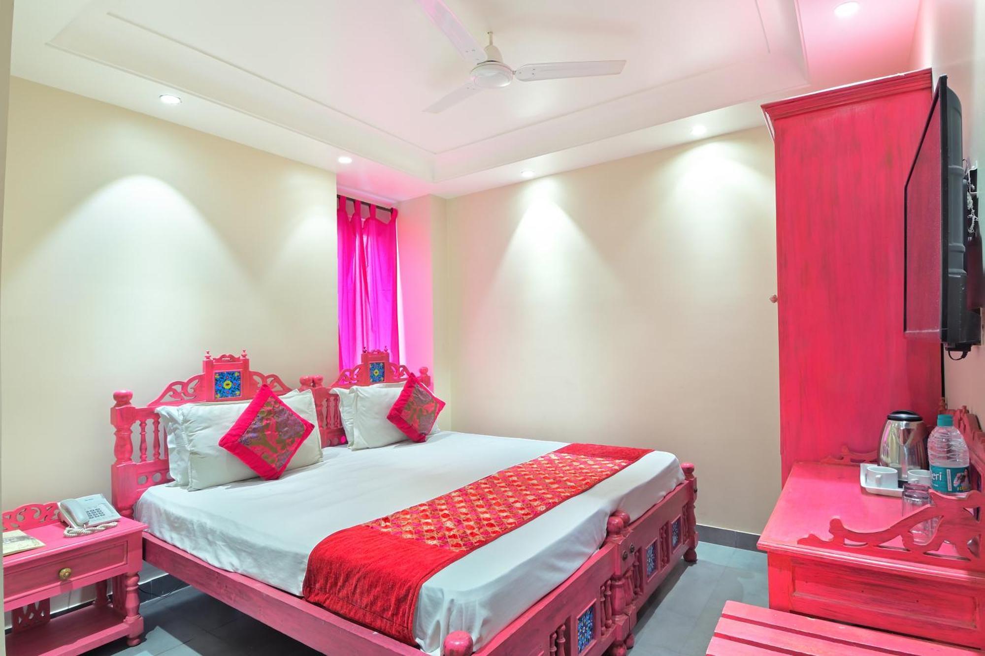 The Pinky Villa - Heritage Boutique Suites Νέο Δελχί Εξωτερικό φωτογραφία
