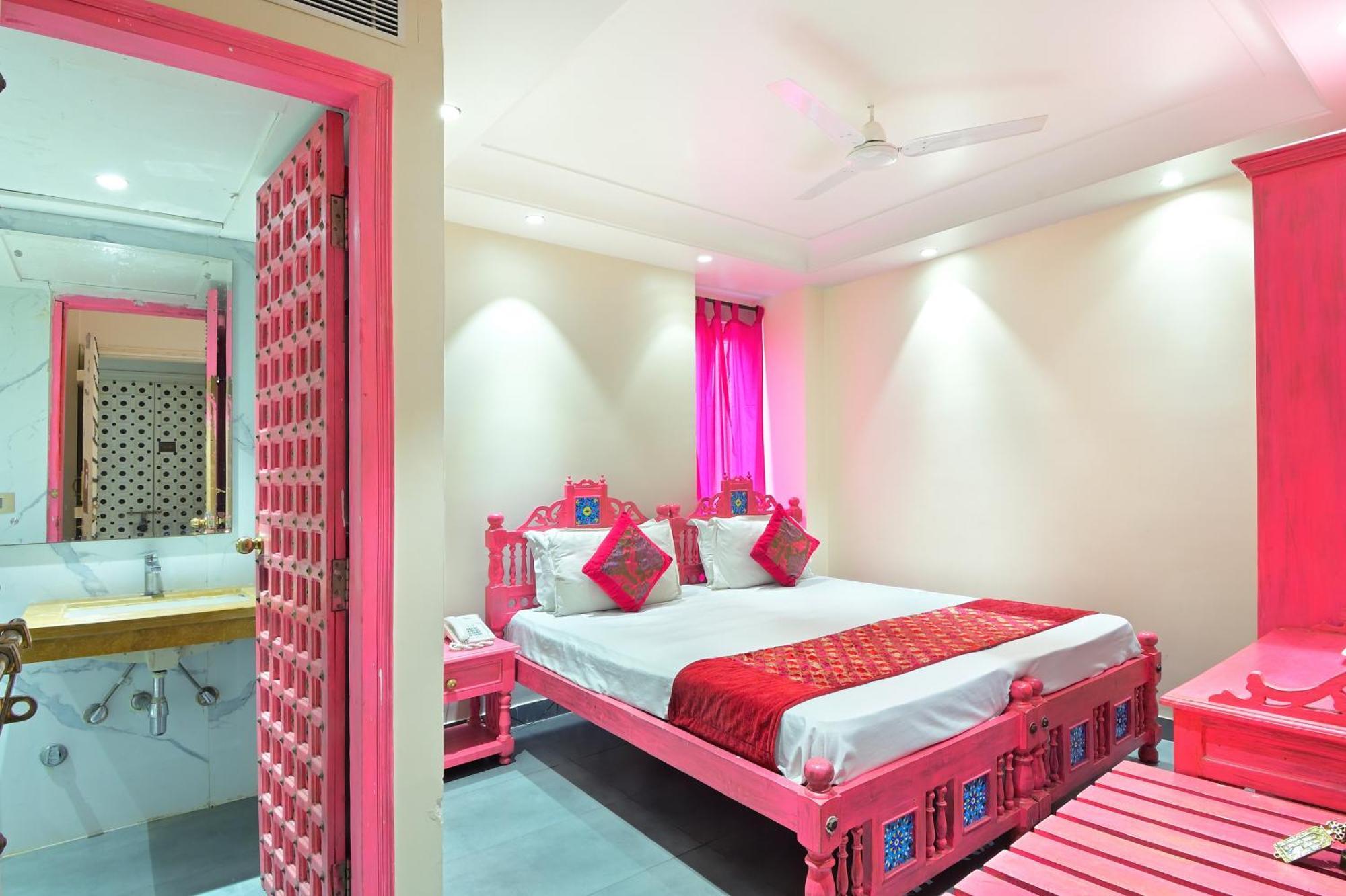 The Pinky Villa - Heritage Boutique Suites Νέο Δελχί Εξωτερικό φωτογραφία